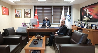 Vali Çiçekli dur durak bilmiyor